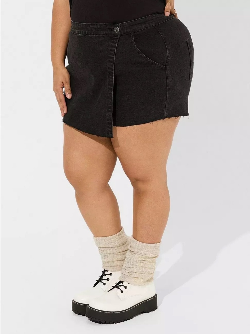 Torrid Vintage Stretch Black Wash Soft Denim Mini Skort Plus Size 20 | Like New